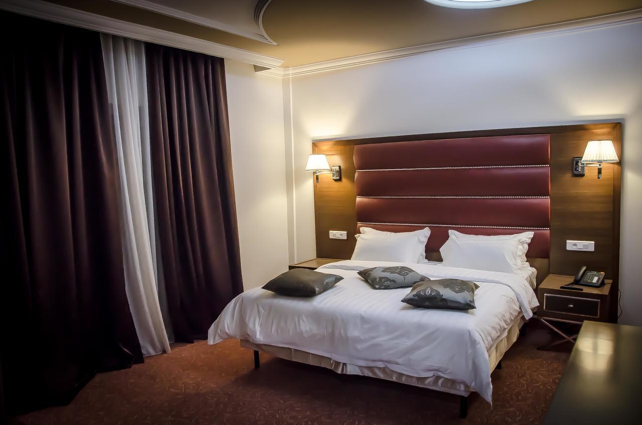 Hotel El Bey Constantine Exterior photo